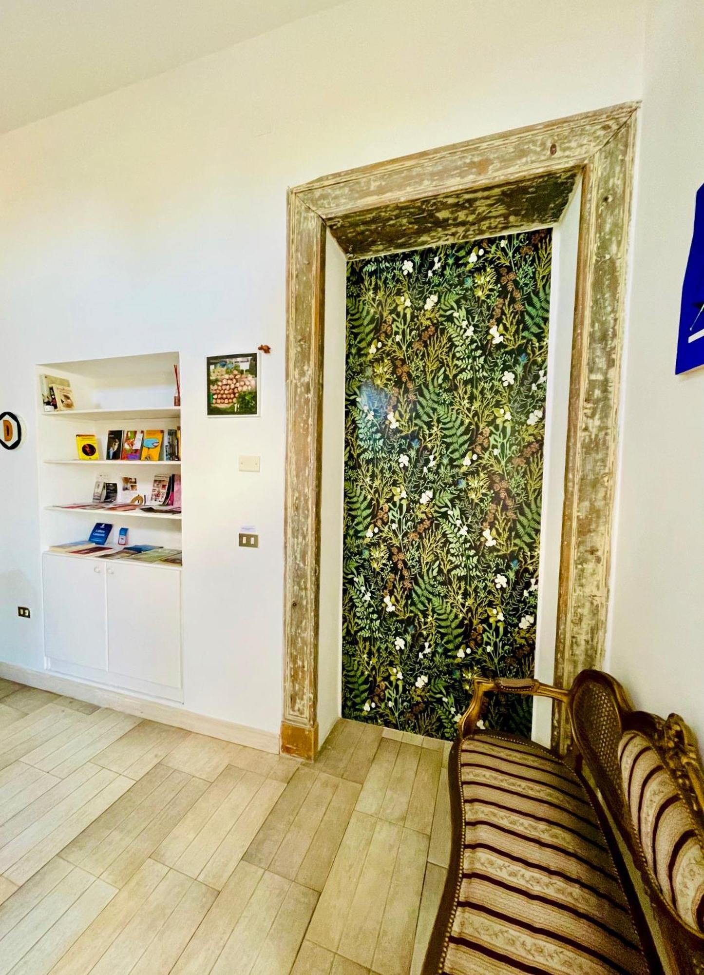 Vertical Naples&design Bright Delice Napoli
